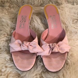 Ferragamo Pink Slides - size 40